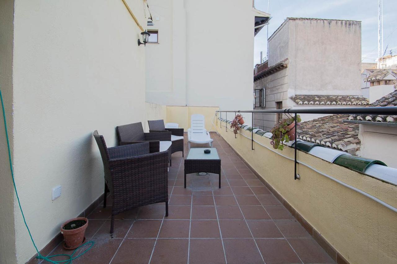 Realejo Atico Con Terraza Apartman Granada Kültér fotó